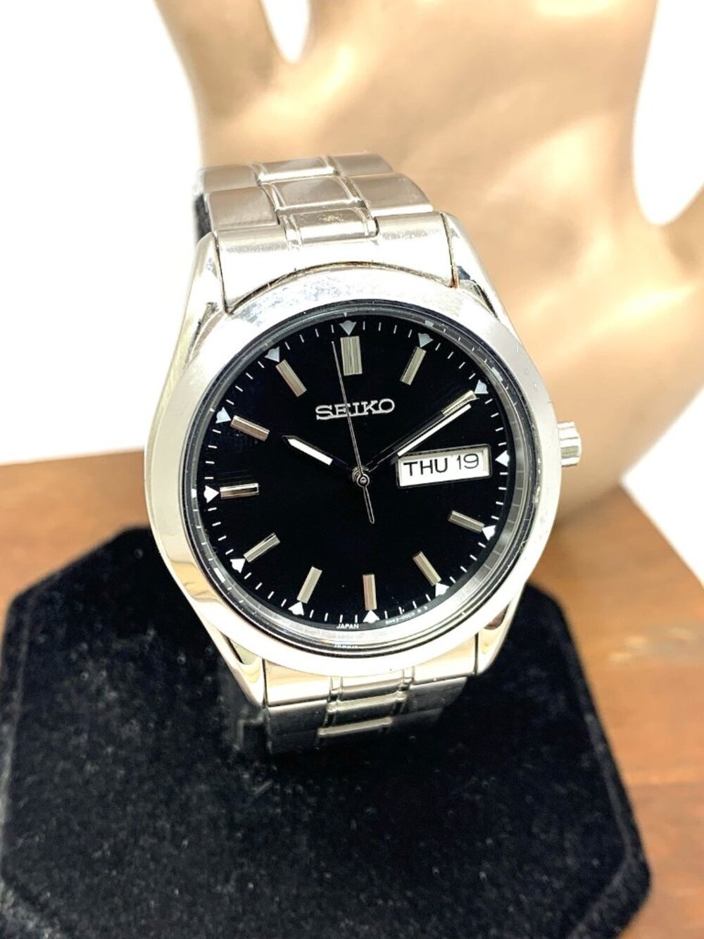 Seiko Men's Watch SUR361 Quartz Black Dial Day Date Silver Stainless Steel 37mm
